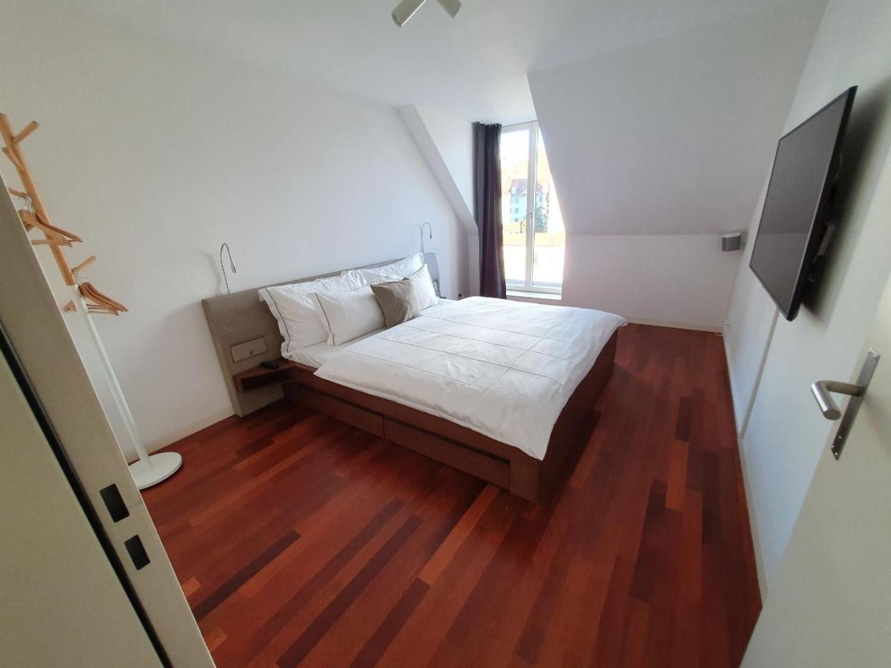 Lucerne Lake View Apartments Pokój zdjęcie